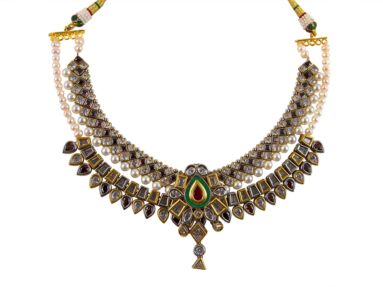 Complex jewelry retouching after Complex jewelry retouching after image
